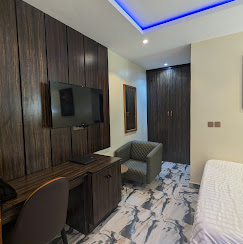 Master Class Hotel Atiku image 3