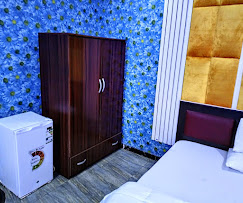 Evaville Hotels N Lounge image 2