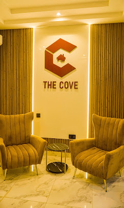 The Cove Apartment image 3