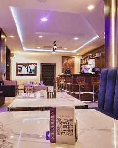 Purple Lavender Hotel image 4