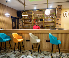 Immaculate Royal Hotel image 5