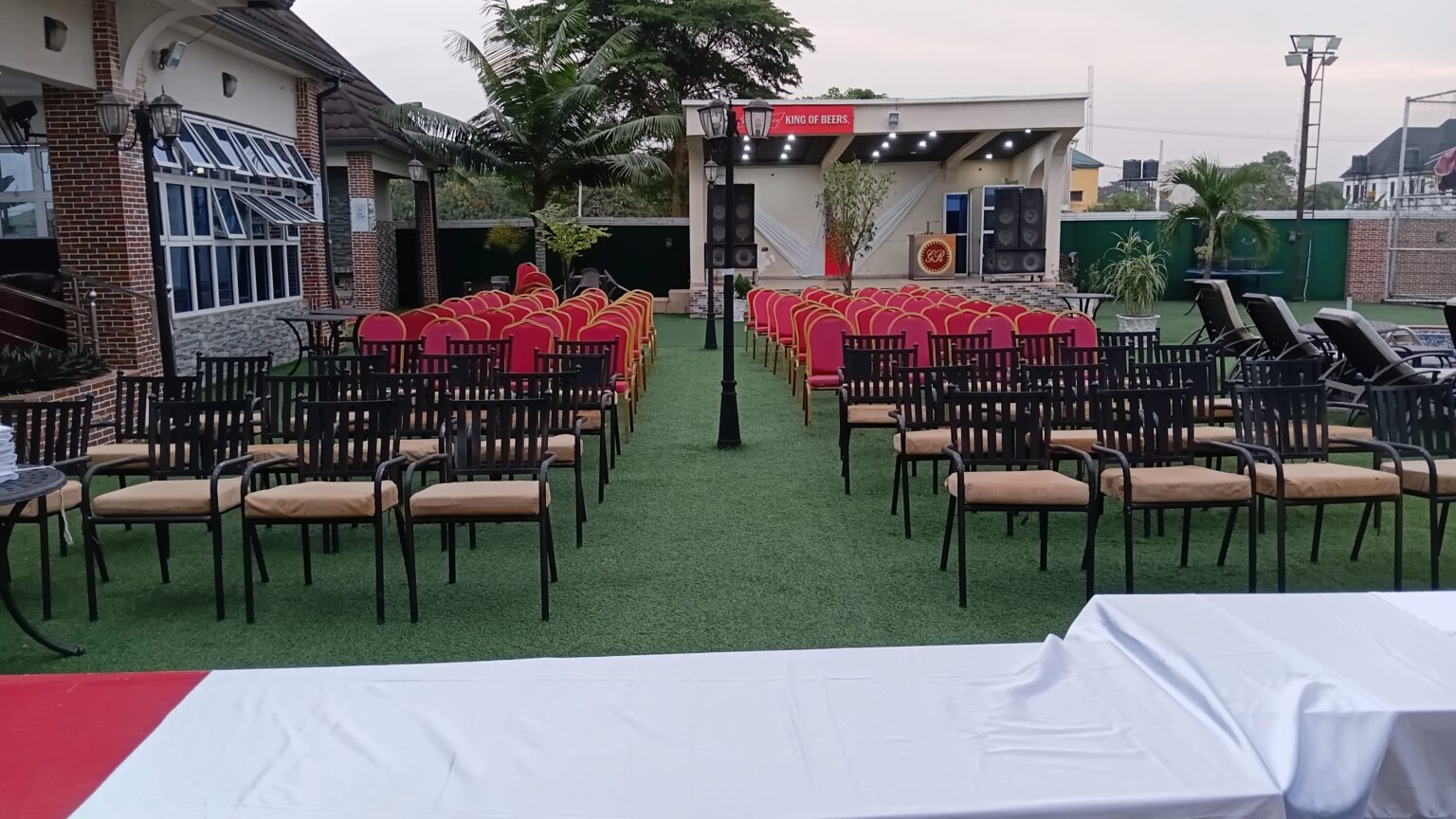 Gloran Hotel and Event Place