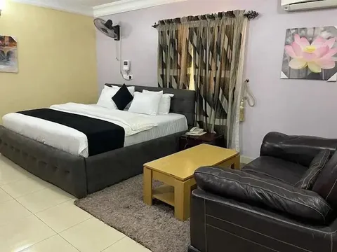 House 17 Shortlet Apartments