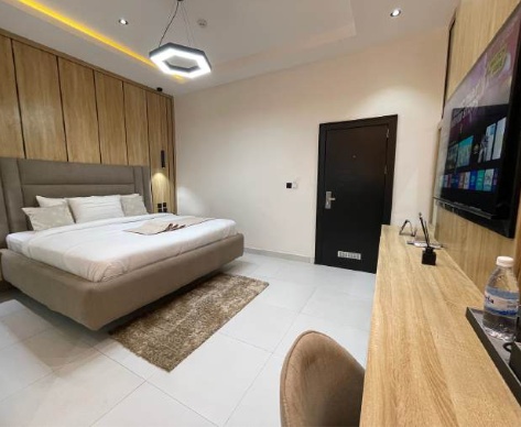 Lascurt Signature Hotel image 5