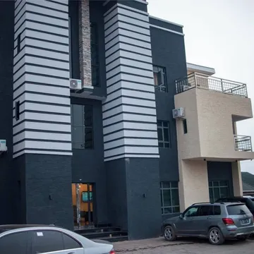 Tevom Hotel and Suites