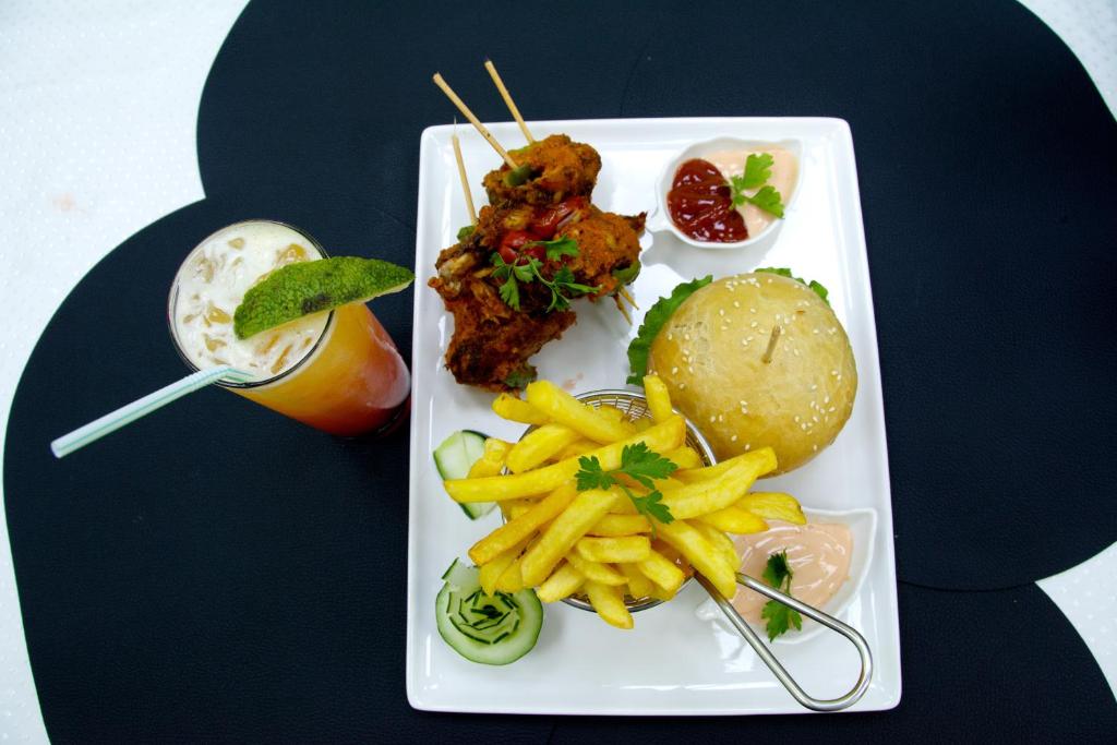 Aviel Suites image 4