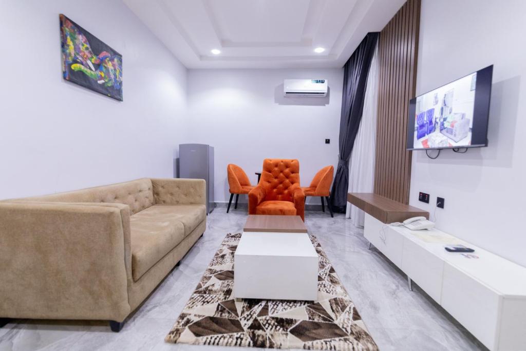 Tranquila Hotels and Suites image 5