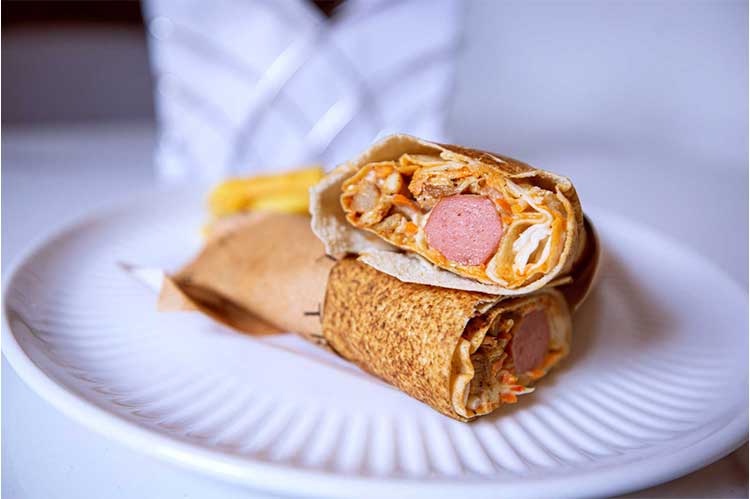 Tranquil Oasis Hotel image 2