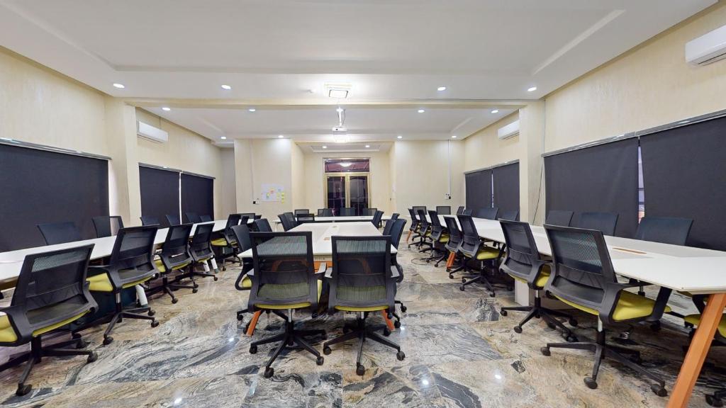 Yanna Apartments by Khaliques image 3