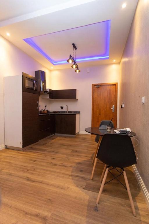 Riivana Leisure Traven