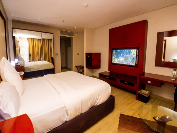 Pearlwort Hotel and Suites image 3