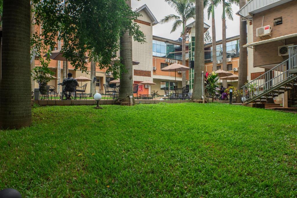 Anabel Apartment and Suites image 5