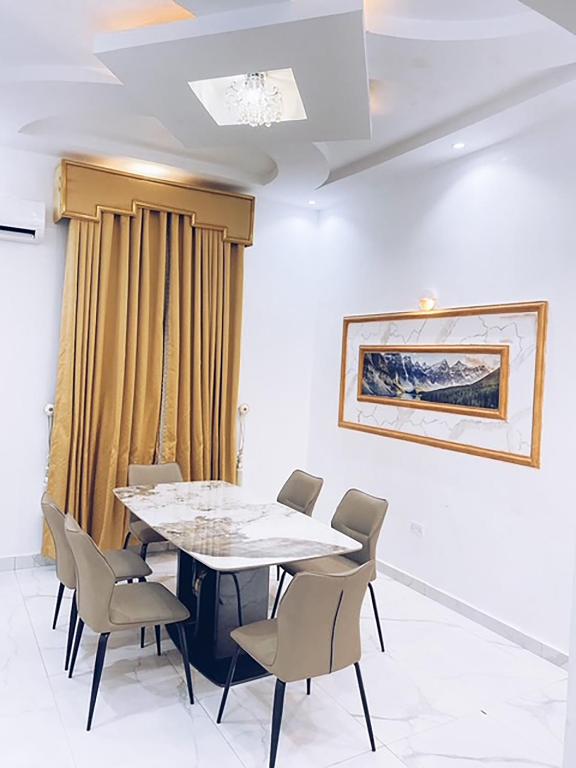 E- Vac Homes image 5