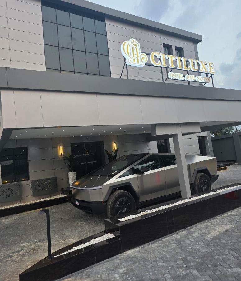 Citiluxe Hotel and Suites