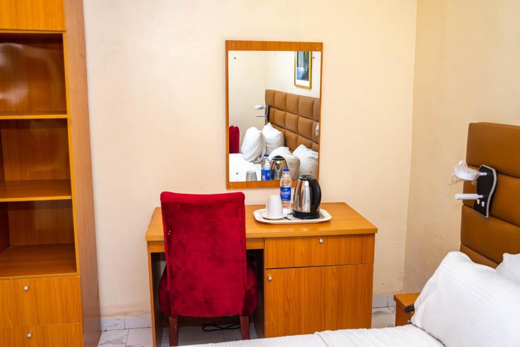 Buddiez Hotel image 4