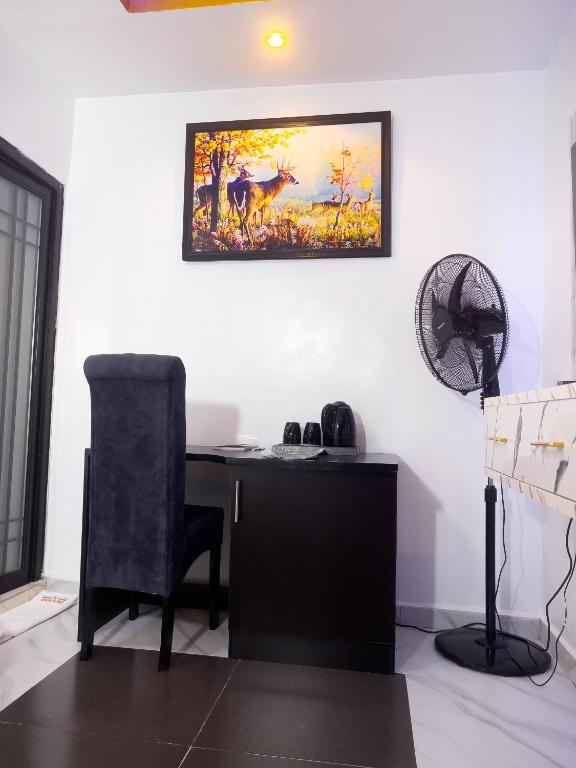 Devhak Hotel and Suite image 5