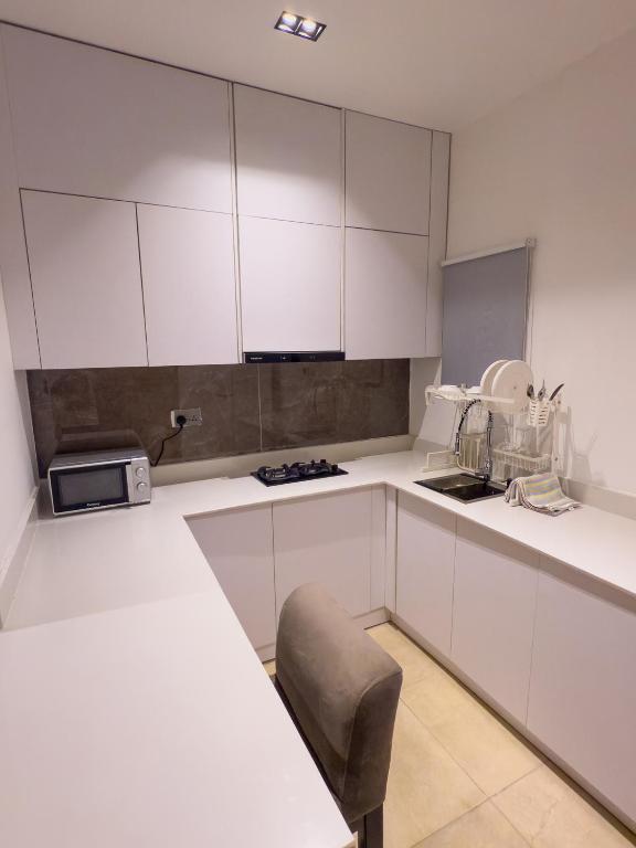 The Corniche Hotel image 4