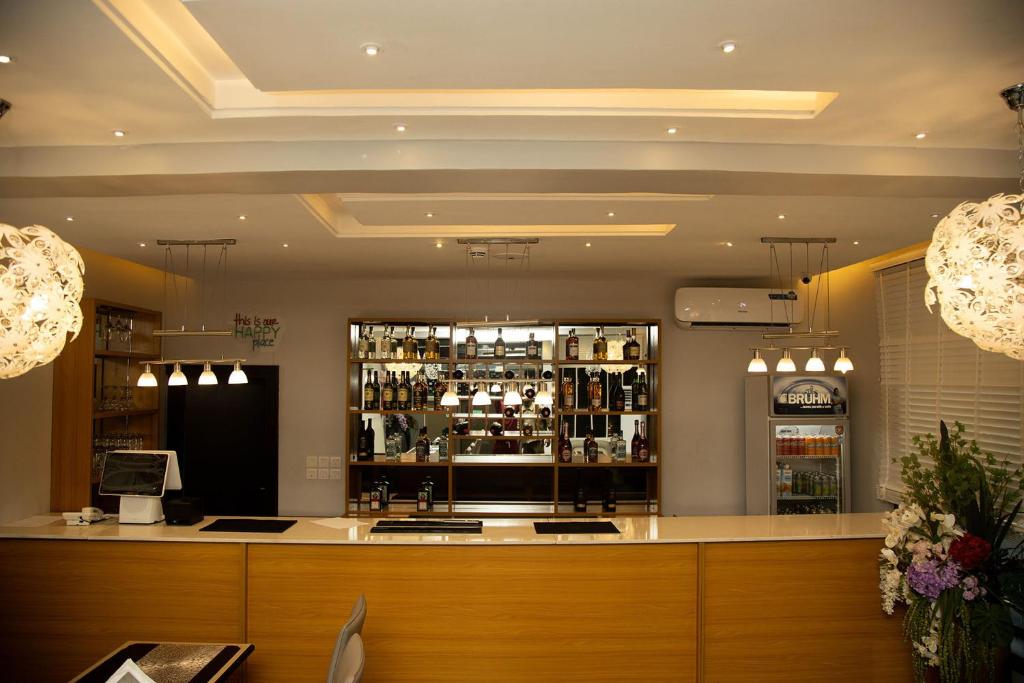 Kaashmeen Hotel and Suites