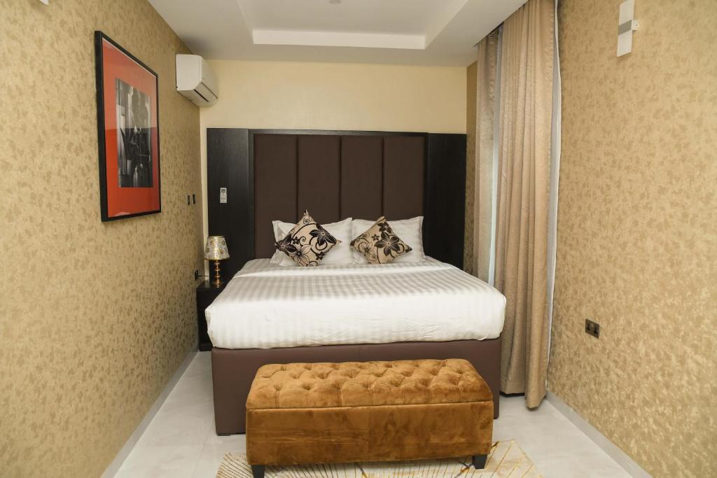 Ivotel Luxury Hotel image 2