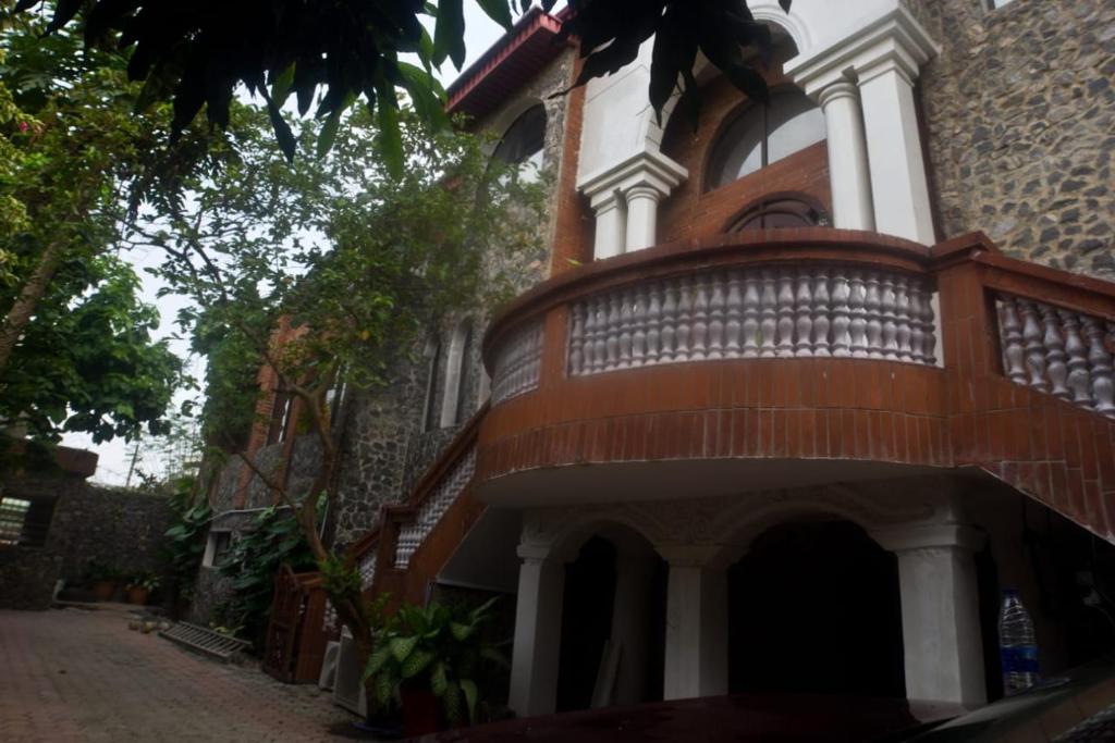 Frenezia Hotel and Apartment