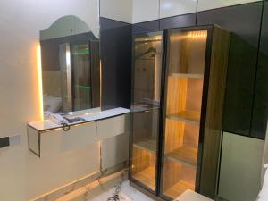 Tiano Hotel and Suites