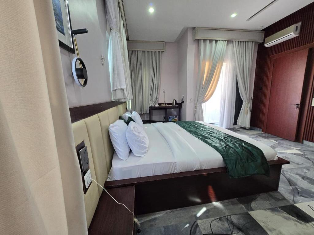 De Syls Hotels and Suites image 4