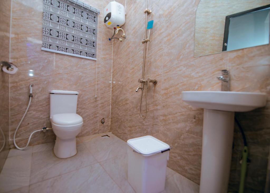 Immaculate Service Apartment image 4