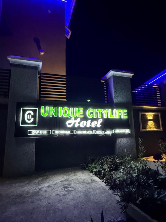 Unique Citylife Hotel image 4