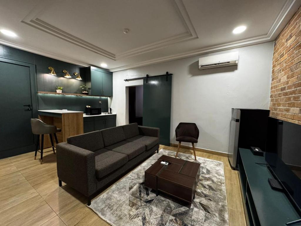 Brickspoint Boutique Apartments image 2