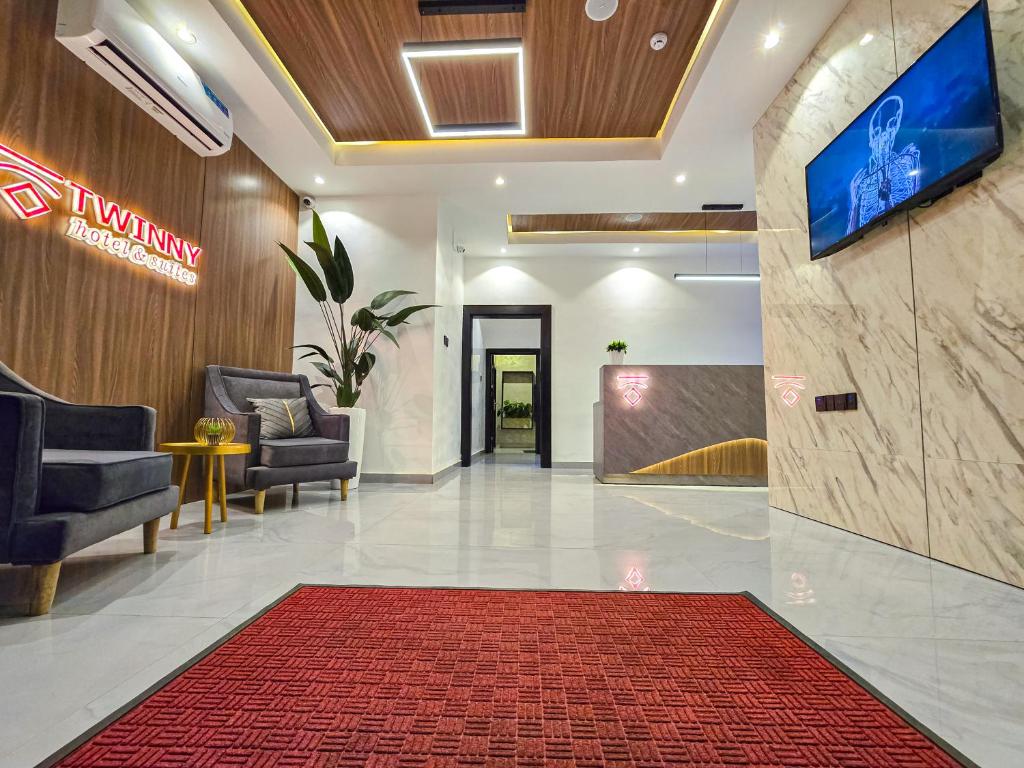 Twinny Hotel and Suites image 2