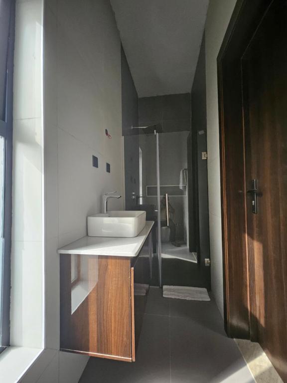 Teestone Hotels and Apartment image 5