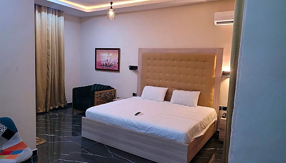 The Charis Hotel and Suites