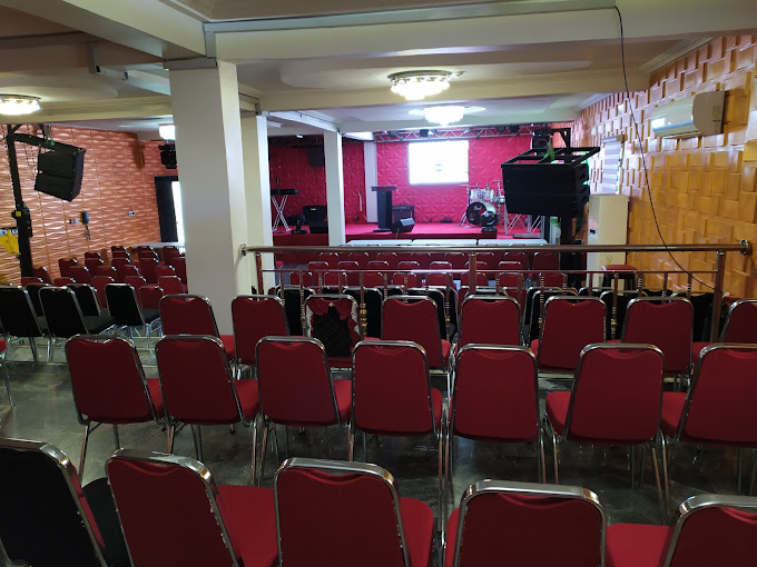 UG WIS Hotel and Suites image 5