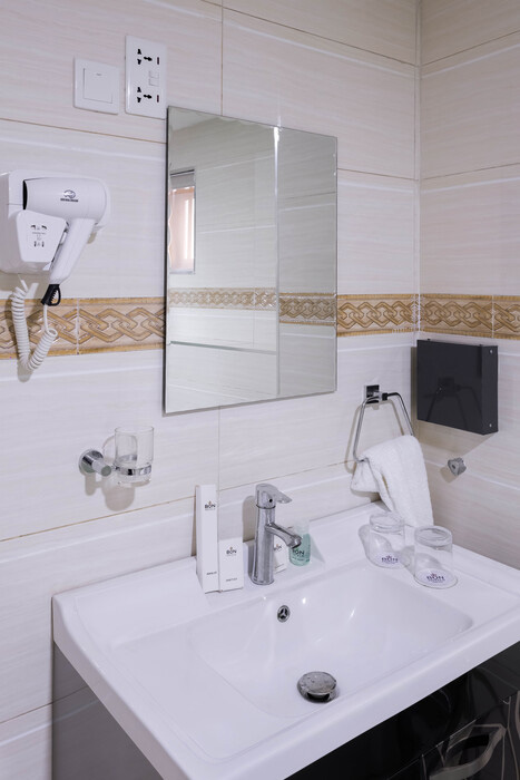 BON Hotel Kabuwol- Ibadan image 3