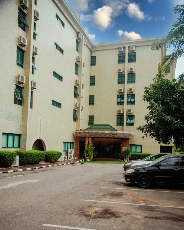 Denis Hotel