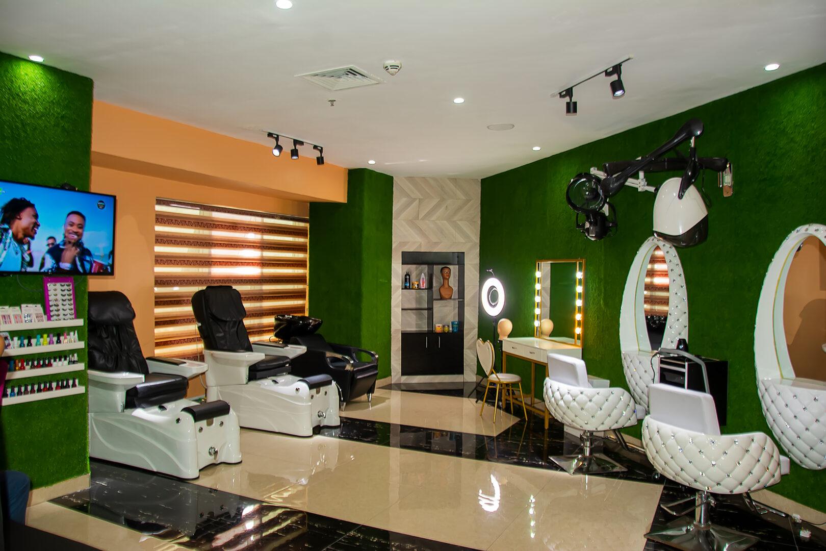 Osborn La Palm Royal Resort image 5