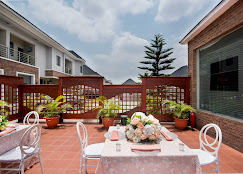 D Stolz Villa and Hospitality