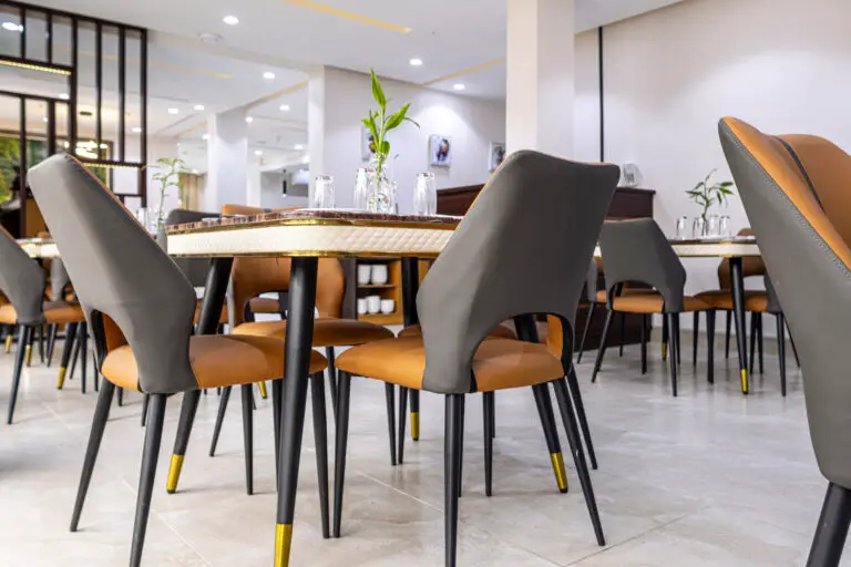 Executive Hotel and Suites image 3