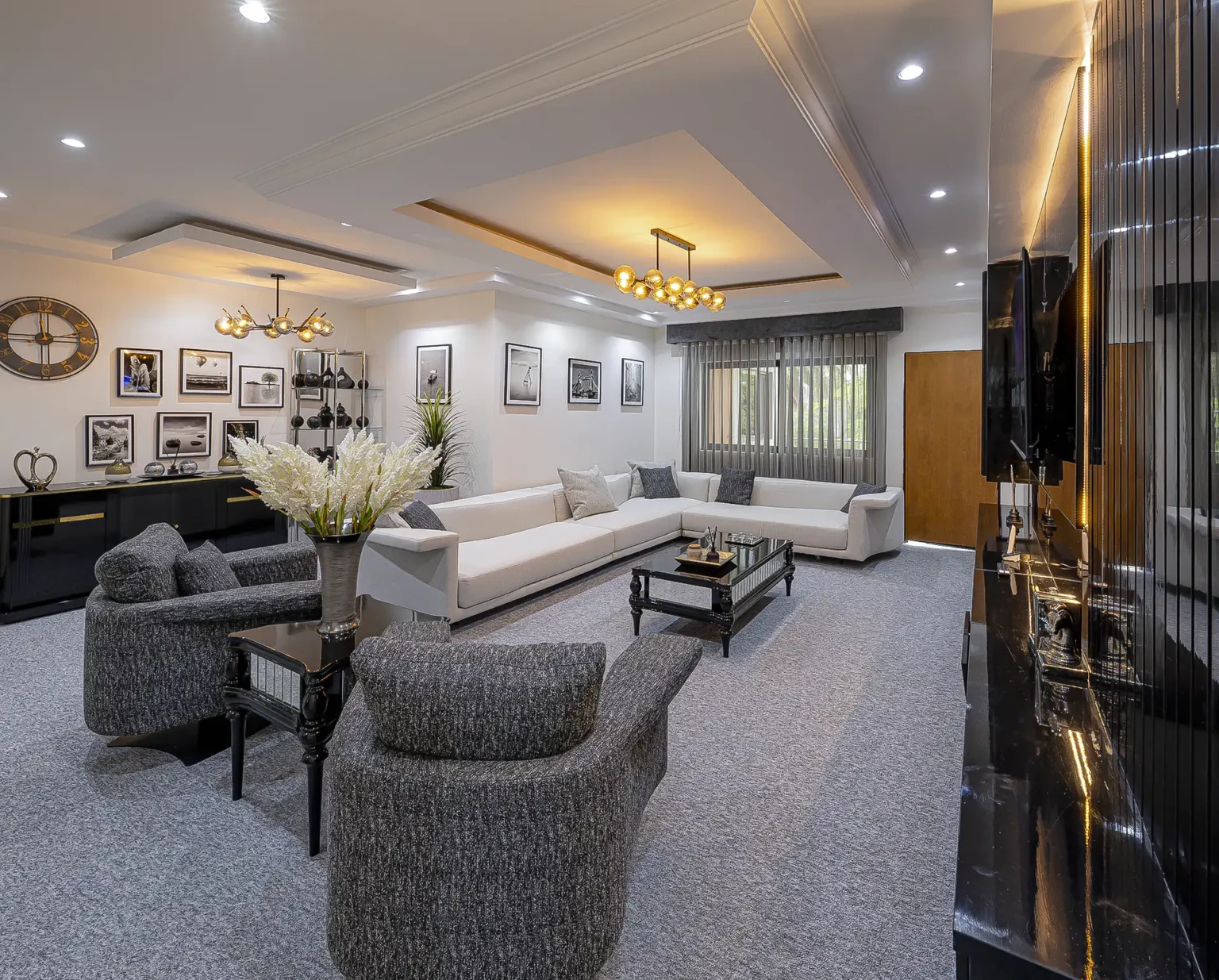 Restination Apartments image 5