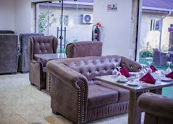 Emsworth Hotel and Suites image 5