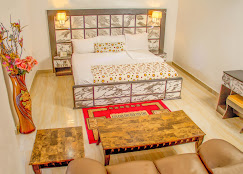 Francinesplace Hotel image 4