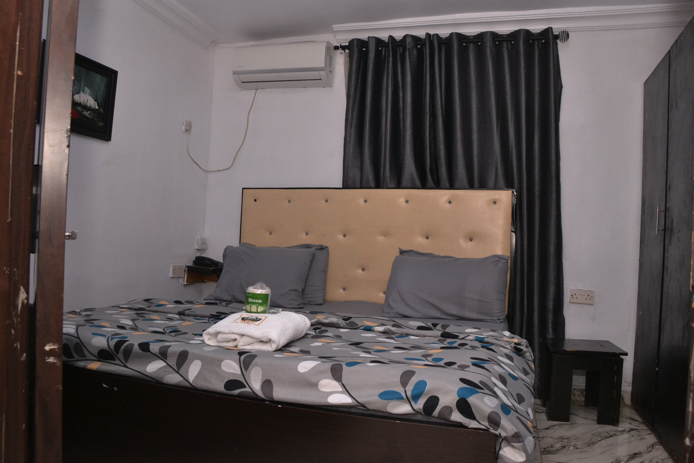 Staycation Suites and Apartment image 4