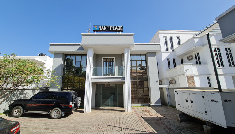 Hans Place Hotel