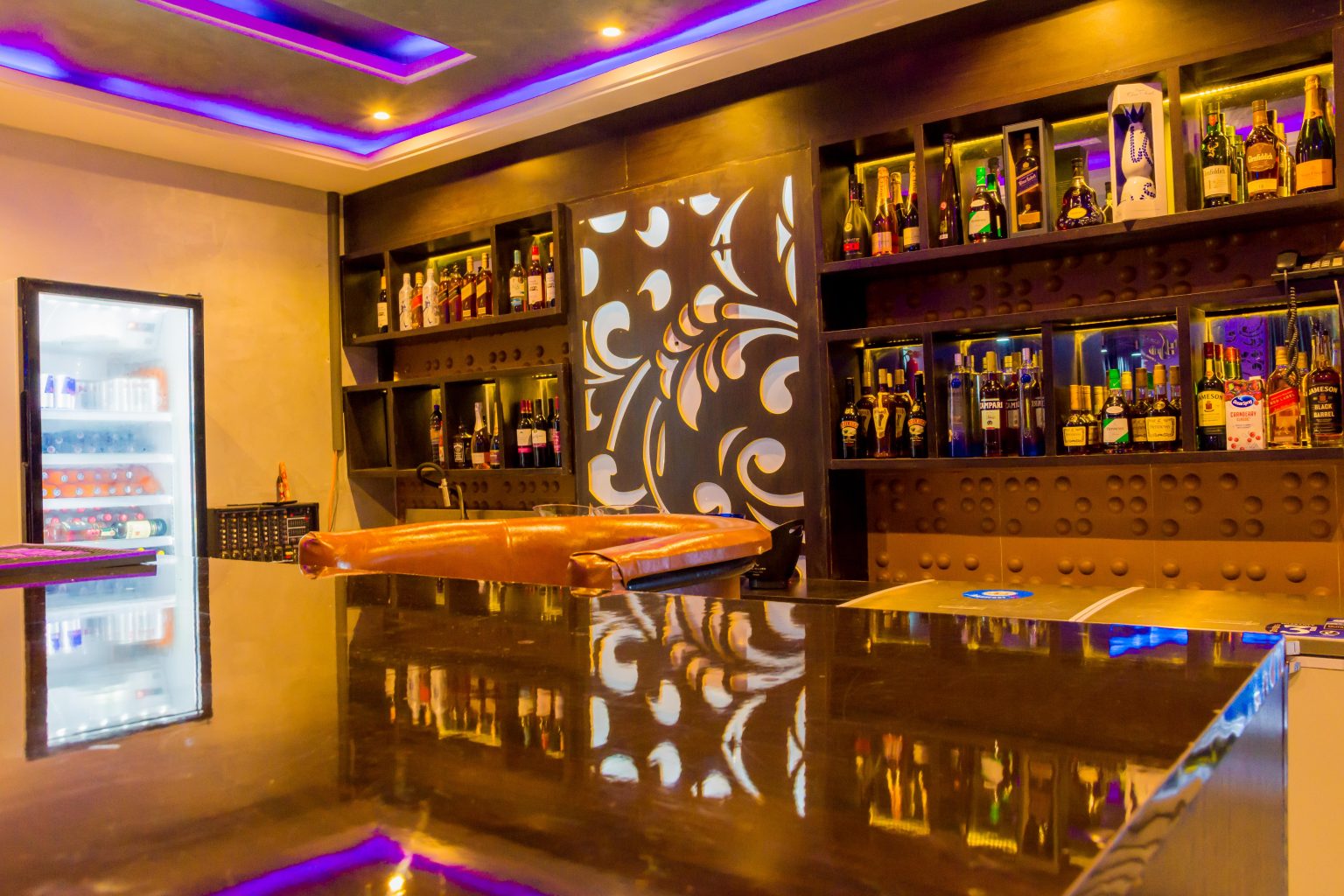 House 10 Hotel image 4