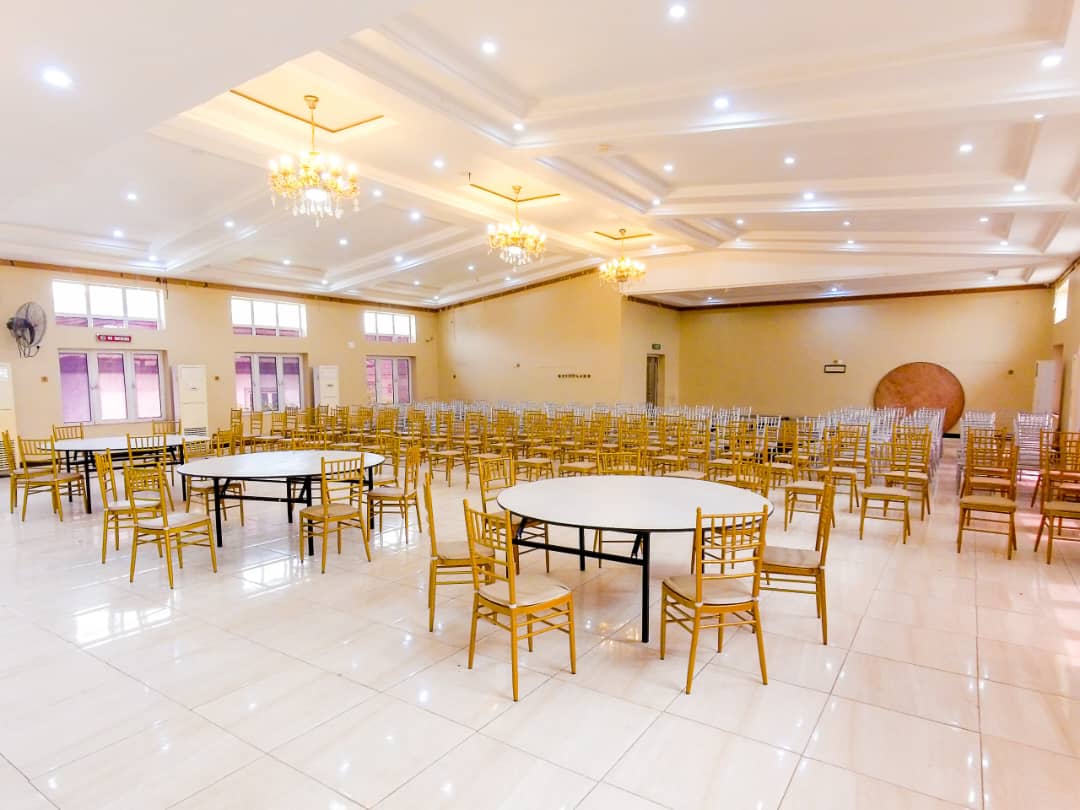 Gloran Hotel and Event Place image 3