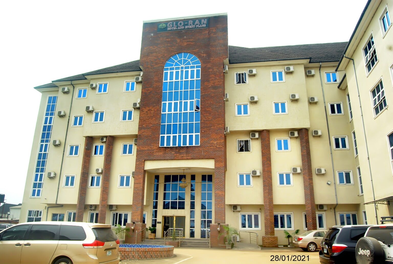 Gloran Hotel and Event Place