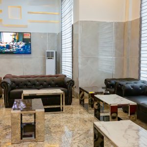 De Phantom Cotinental Hotel- Chevron image 3