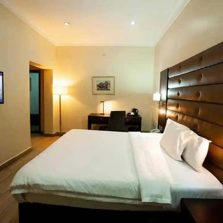 Jersey Apartments image 2