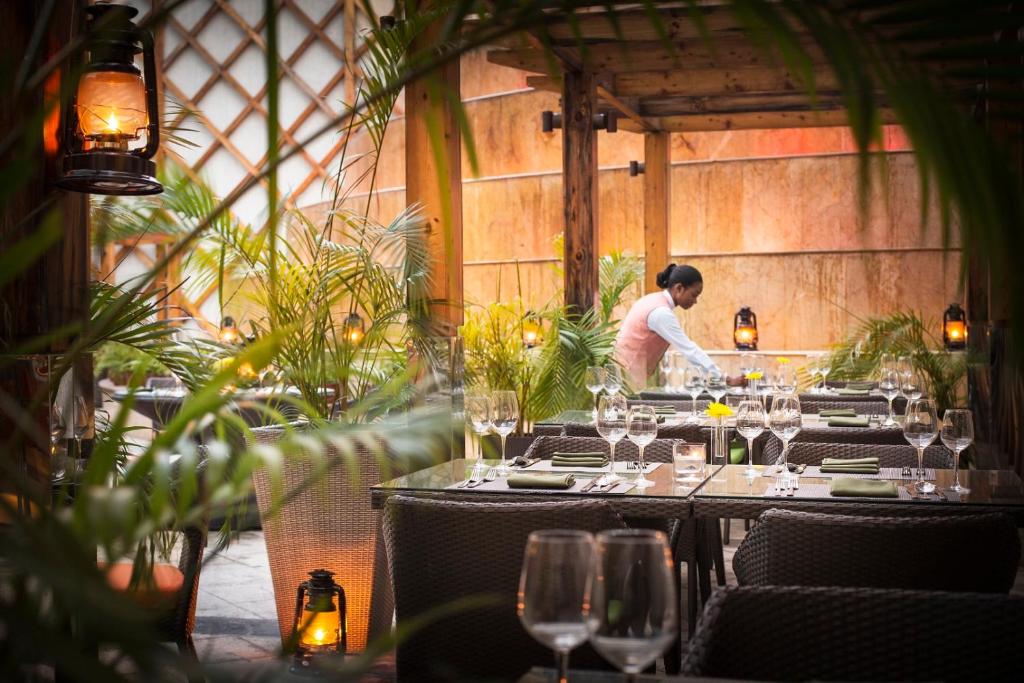 Lagos Continental Hotel image 4