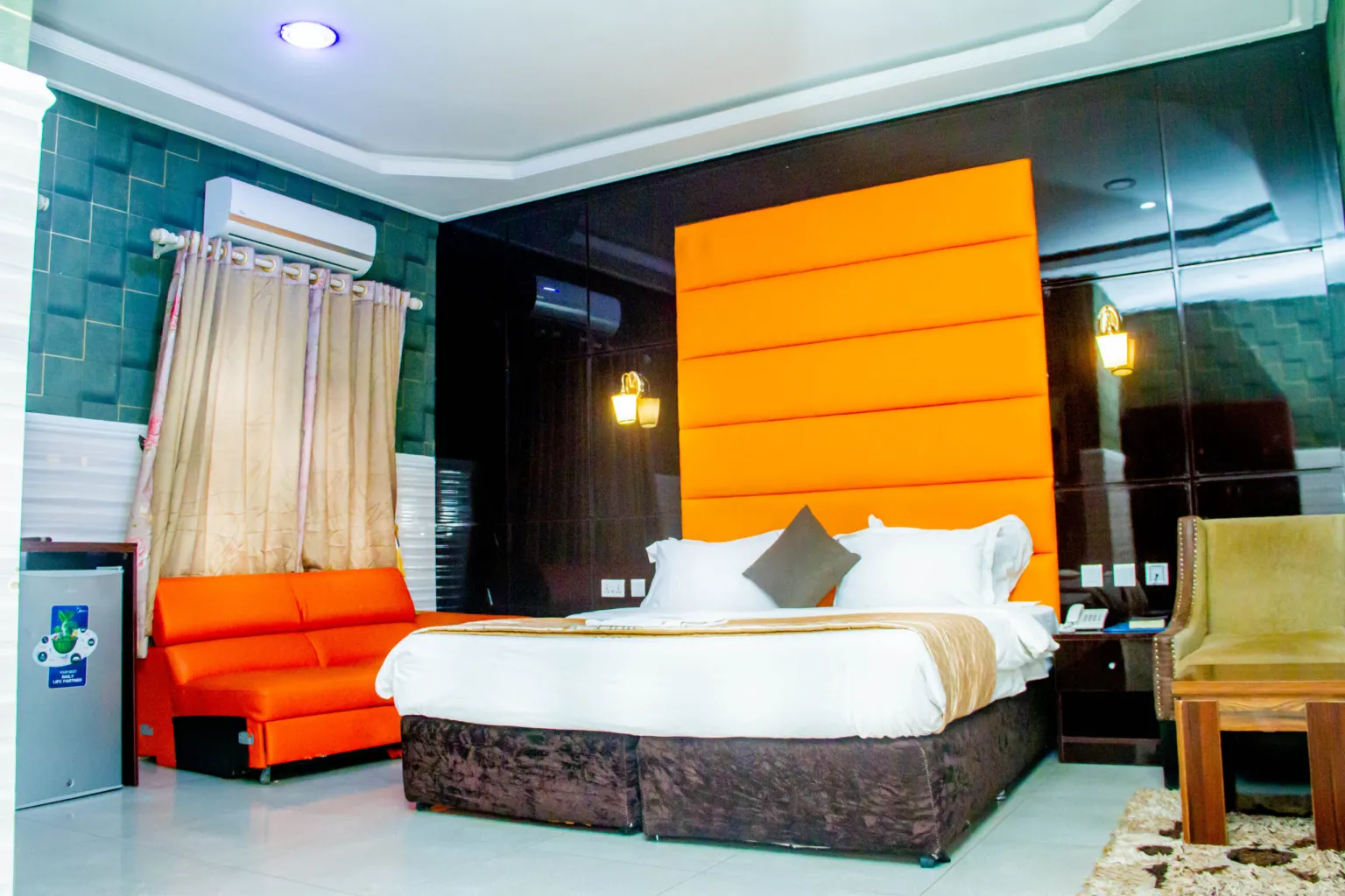 Castle Majestic Hotel image 5